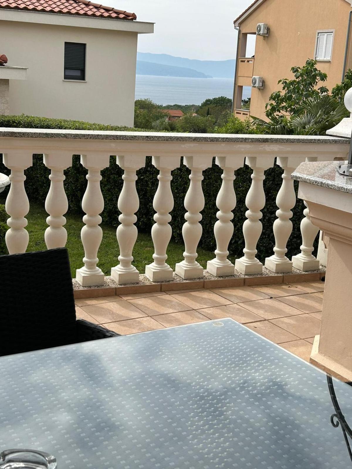 Apartment Smilja Malinska Luaran gambar